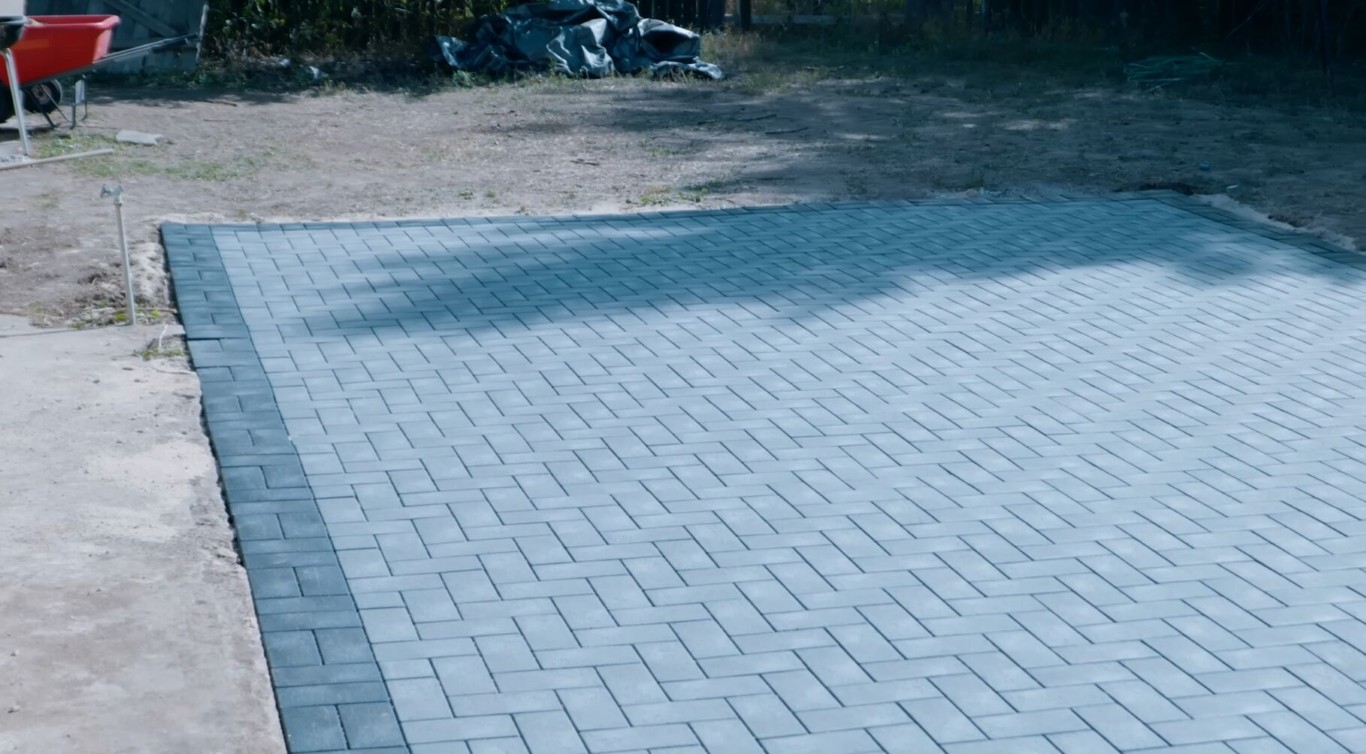 Stamped decorative concrete pavers in basketweave pattern